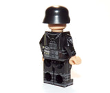 WW2 Nazi German - 3rd SS Panzer Division Totenkopf Infantry Soldier - [10] FIGURES