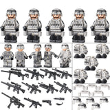 US ARMY - Soldier in Army Combat Uniform (ACU) - [5] FIGURES w/ weapons