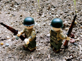 WW2 US Army Private soldier figures w/ M1 Garand -